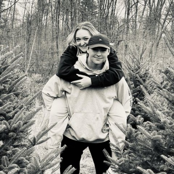 Meet your Posher, Kim - Picture 1 of 1